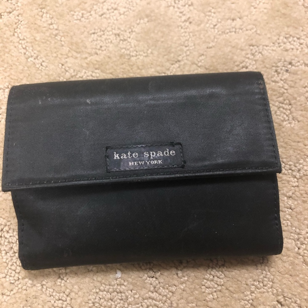 black kate spade wallet